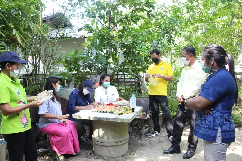 พัฒนาชุมชนจังหวัดนครศรีธรรมราช  Kick Off "แก้จนคนนคร" ลุย 4 อำเภอนำร่อง ไม่ทิ้งใครไว้ข้างหลัง