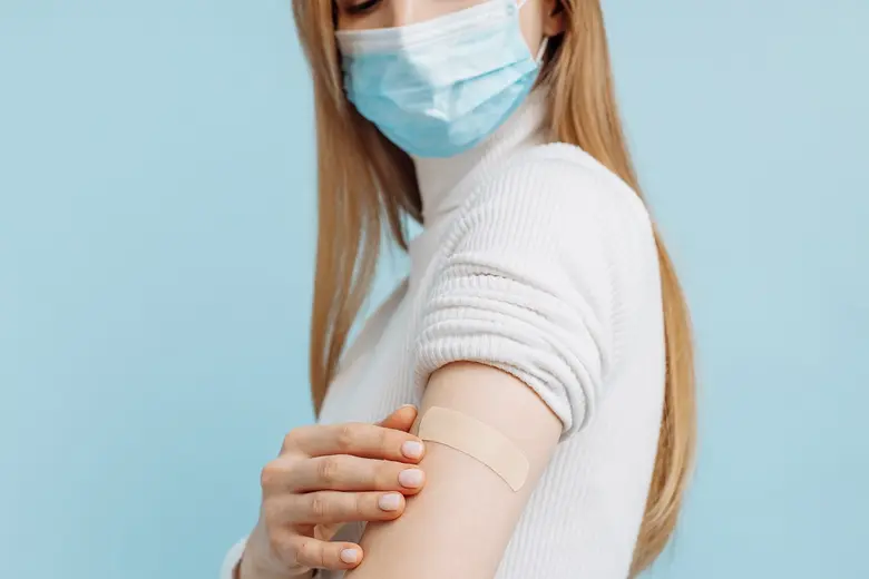 เตรียมให้พร้อมก่อน - หลังฉีดวัคซีน COVID-19