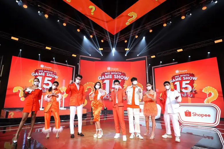 ความบันเทิงเหมือนเดิมเพิ่มเติมคือทุกวันที่ 15 มิกค์-ทองระย้า แท็กทีมใบเฟิร์น-พัสกร, คารีสา-สปริงเก็ตต์, นนท์-ธนนท์,จ๊ะ-นงผณี และแจ็ค-เฉลิมพล เสิร์ฟความสุขผ่านหน้าจอ