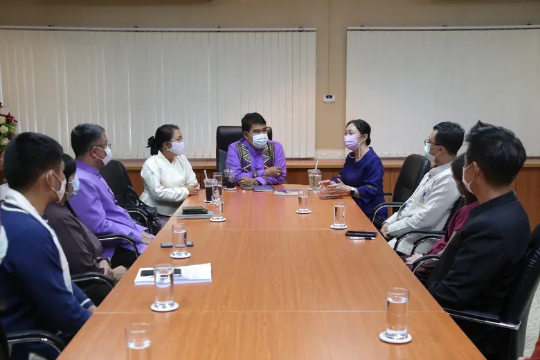 ม.พะเยา ต้อนรับผู้ว่าราชการจังหวัดพะเยา นายโชคดี อมรวัฒน์