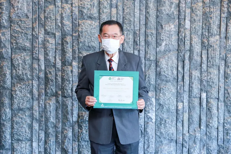 ดร.รณชิต มหัทธนะพฤทธิ์ รองประธานอาวุโส ฝ่...