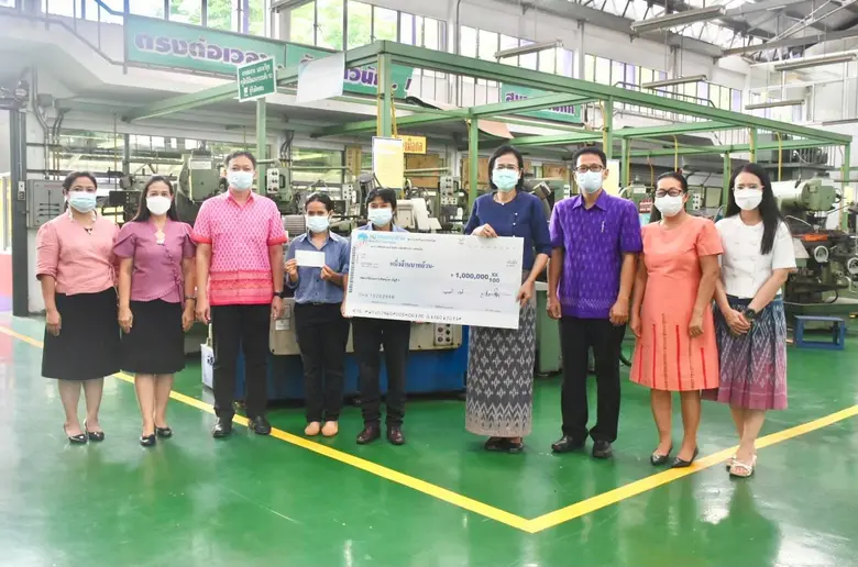 วันอังคารที่ 15 มิถุนายน 2564 นางสาวกุลวด...