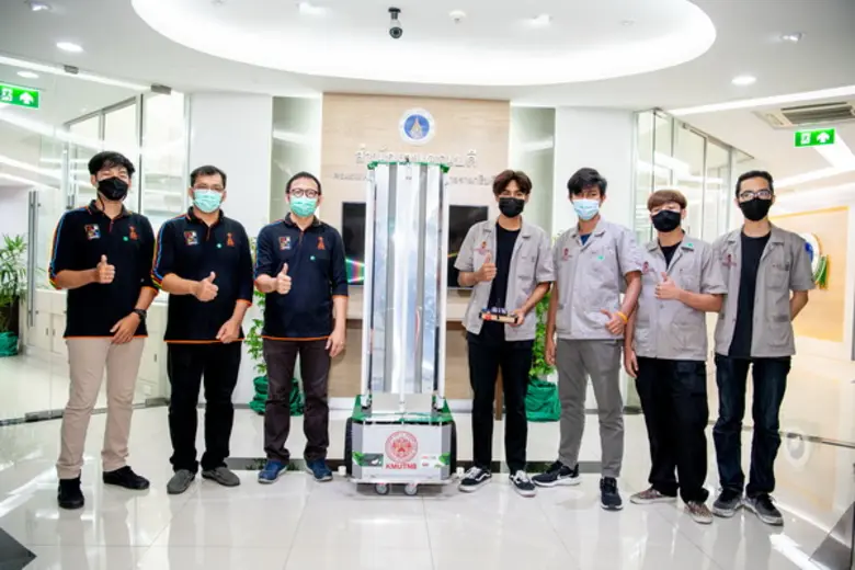 ผศ.สมชาย เวชกรรม รองอธิการบดีฝ่ายกิจการนั...