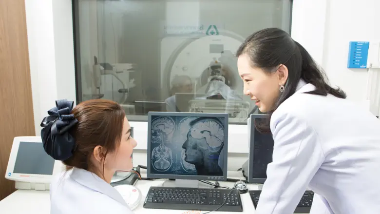 แนะวิธีสังเกตและป้องกันผู้ป่วยโรคสมองเสื่อมผู้สูงอายุในบ้าน