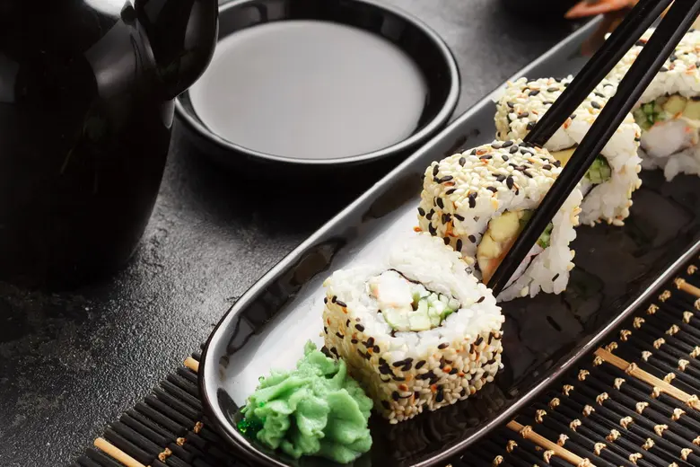 ห้องอาหาร โคสต์ บีชคลับและบิสโทร เอาใจสาว...