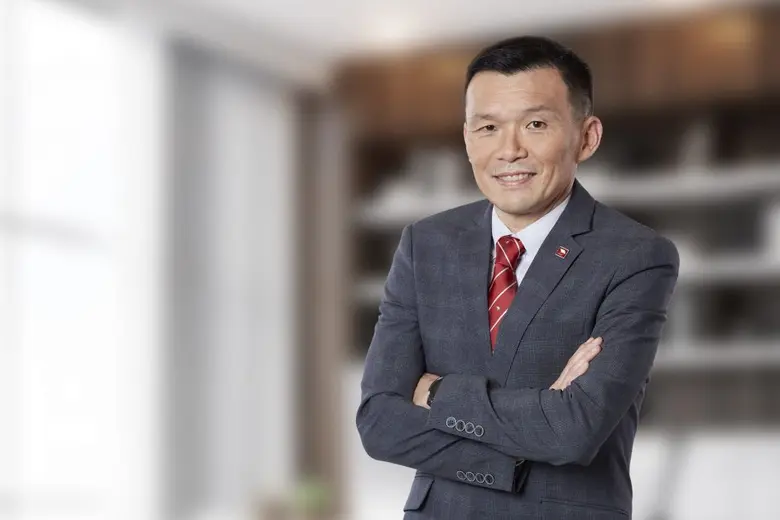 นายพอล วอง ชี คิน กรรมการผู้จัดการใหญ่และ...