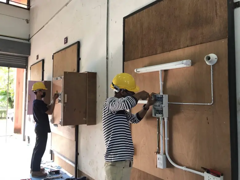 พัฒนาฝีมือแรงงานนราธิวาส ทดสอบช่างไฟฟ้าภายในอาคาร สร้างแรงงานคุณภาพ