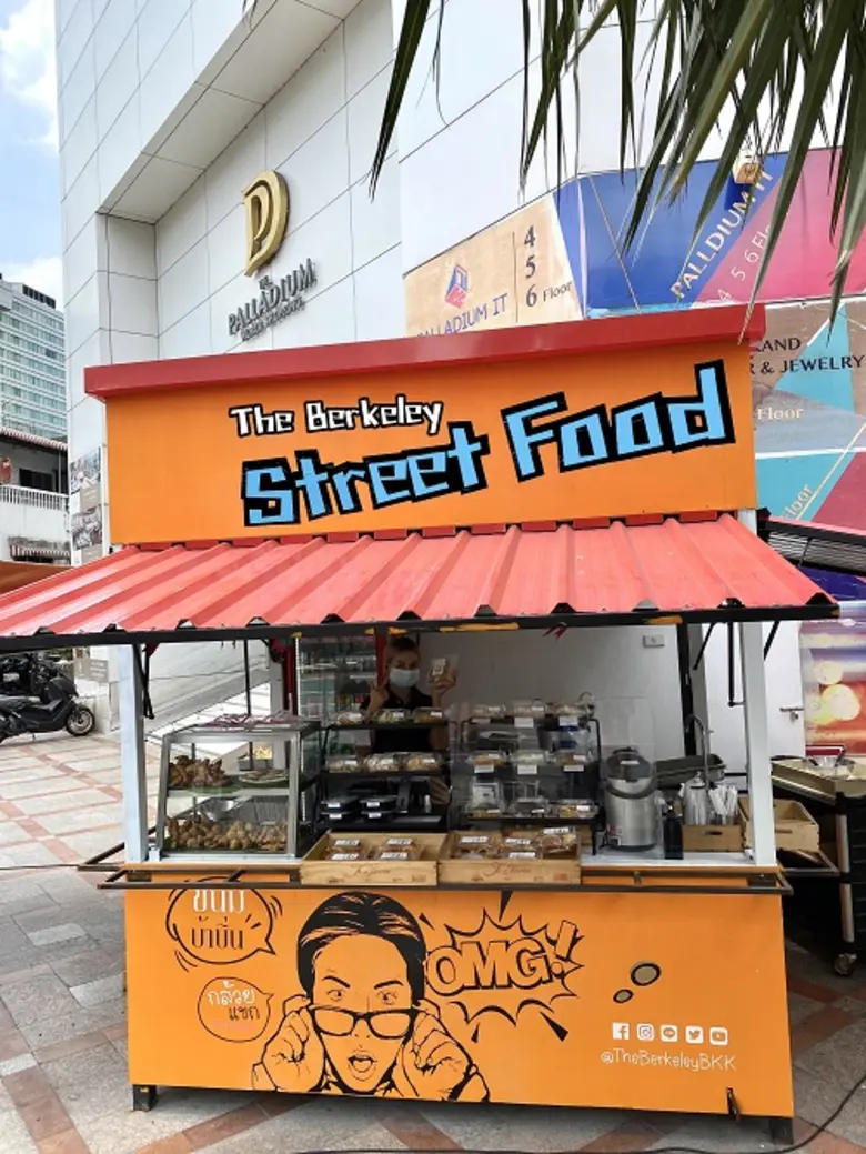 โรงแรมเดอะ เบอร์เคลีย์ ประตูน้ำ สู้ภัยโคว...