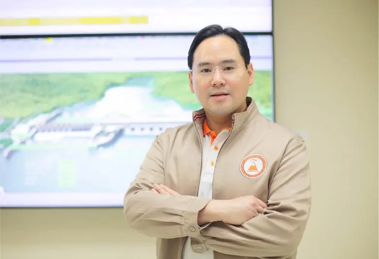 นายธนวัฒน์ ตรีวิศวเวทย์ กรรมการผู้จัดการ ...