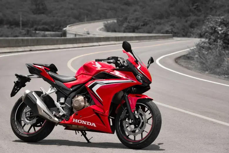 รถจักรยานยนต์ฮอนด้า ส่งโปรโมชั่นสุดร้อนแร...