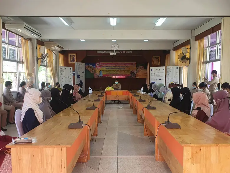 พัฒนาฝีมือแรงงานนราธิวาสจับมือสมาคมประชาสังคมนราธิวาสเพิ่มทักษะอาชีพนักเรียนครอบครัวยากจนที่ไม่ได้เรียนต่อ สร้างช่างตัดเย็บคุณภาพ