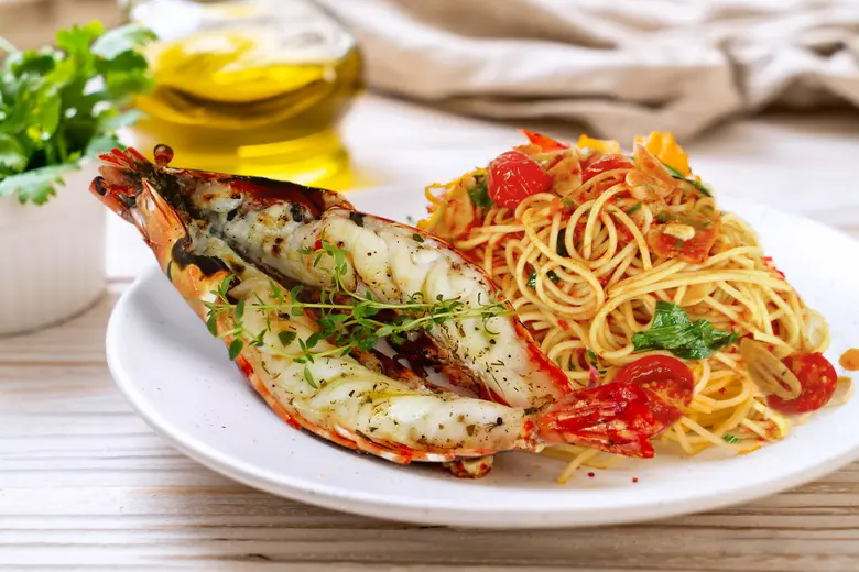 'ครัสเตเชียน เครฟวิงส์' นำเสิร์ฟอาหารจานกุ้งสไตล์อิตาเลี่ยนสุดอร่อย ที่โคสต์ บีชคลับและบิสโทร ณ โรงแรมเซ็นทาราแกรนด์ หัวหิน