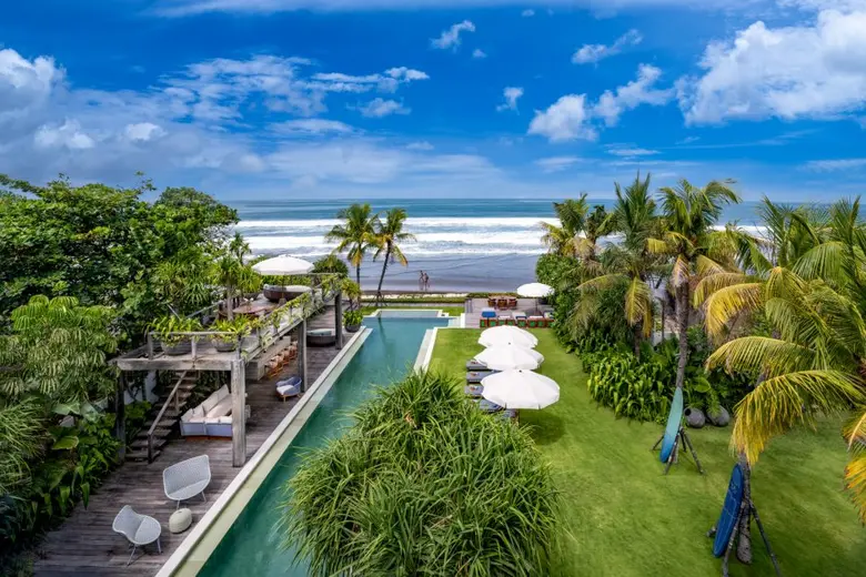 "ดุสิตธานี" ชูวิลล่าหรู "อีลิธ เฮเวนส์" ตอบโจทย์ไลฟ์สไตล์นิวนอร์มัล เน้นความเป็นส่วนตัว มาตรฐานความปลอดภัยสูง พร้อมบริการระดับ 5 ดาว