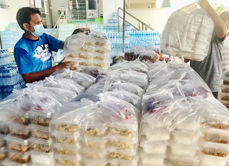 พลังนักศึกษา ม.ศรีปทุม ร่วมแบ่งปันสู่ชุมชน สู้ภัยโควิด-19