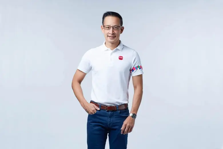 นายสาระ ล่ำซำ ประธานเจ้าหน้าที่บริหาร บริ...