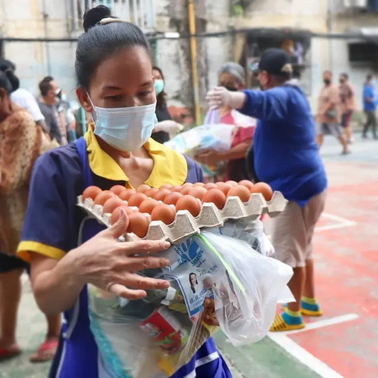 มูลนิธิ แบงค็อก คอมมูนิตี้ เฮลป์ กรุงเทพมหานคร ร่วมแบ่งปันน้ำใจแห่งการให้สู่ชุมชนคลองเตย ช่วยสู้ภัยโรคระบาดโควิค 19