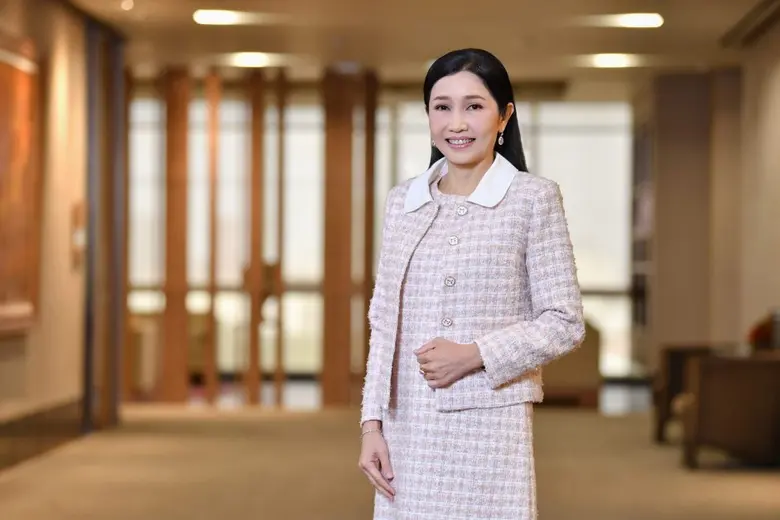 มนางสาวขัตติยา อินทรวิชัย ประธานเจ้าหน้าท...