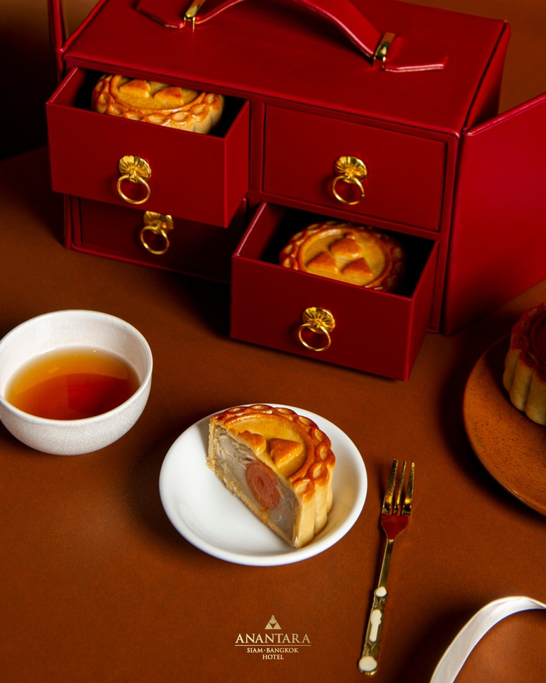 เทศกาลขนมไหว้พระจันทร์กับกล่องดีไซน์หรูหรา ร่วมสมัย ณ โรงแรมอนันตรา สยาม กรุงเทพ