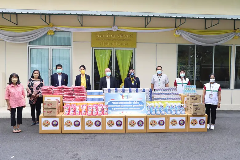 สมาคมการค้าและอุตสาหกรรมไทย-จีน พร้อมพันธมิตร มอบสิ่งของช่วยเหลือประชาชน