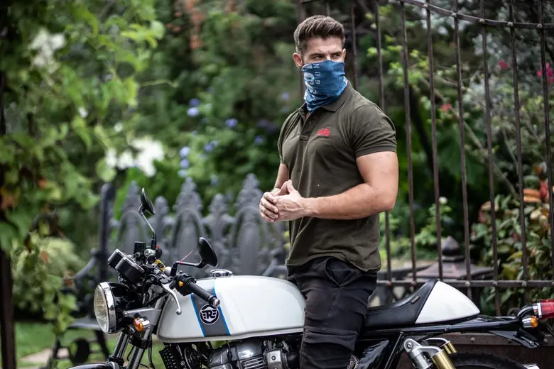 คอลเลคชั่นเครื่องแต่งกายระดับพรีเมียมเอ็ก...