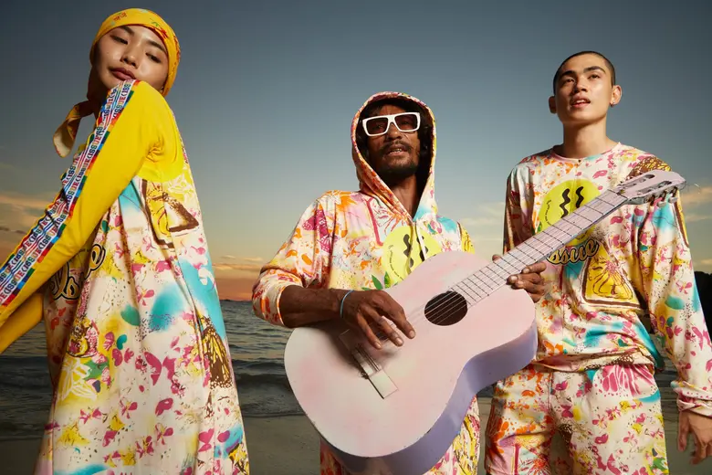 ISSUE Thailand เผยโฉมคอลเลกชัน Pre-Fall 2021 " Safe Safe " และไอเท็มพิเศษร่วมกับแบรนด์ไลฟ์สไตล์ชื่อดัง ถ่ายทอดแรงบรรดาลใจแห่ง "ความสบาย" และ " ความปลอดภัย