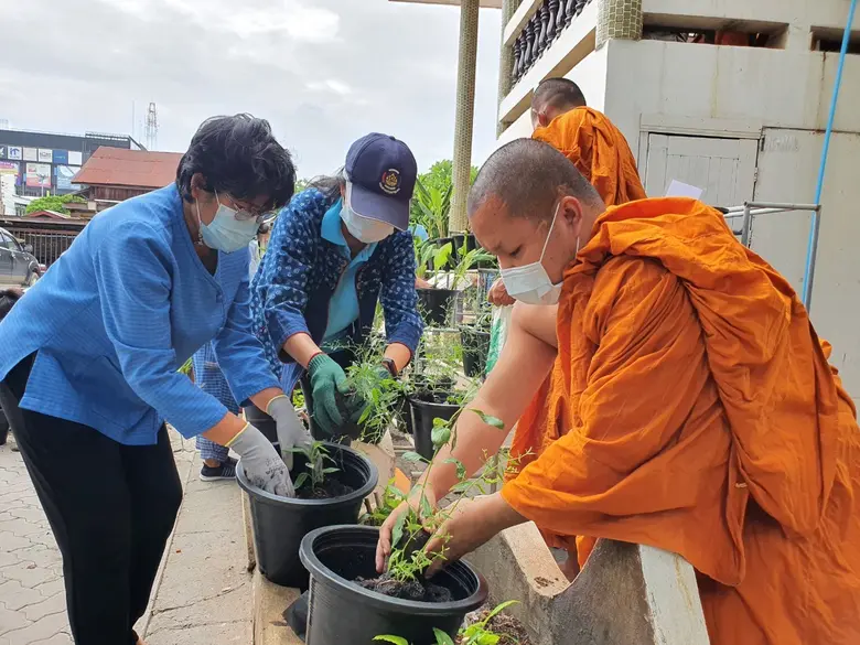 วันอาทิตย์ที่ 1 สิงหาคม 2560 นางอรุณรัตน์...