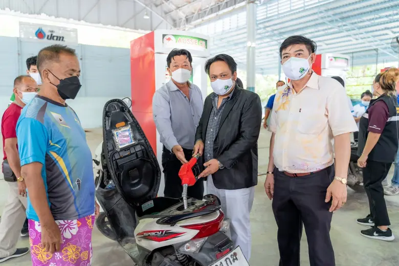 คลังน้ำมันออสซี่ออยล์ เดินหน้าสานต่อ โครงการแจกน้ำมันปันสุขช่วยเกษตรกรสู้ภัยโควิด-19