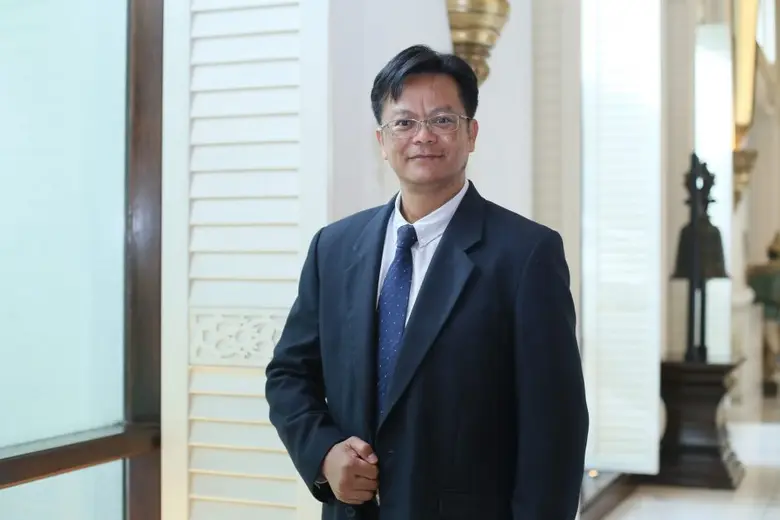 SMT หรือ บมจ.สตาร์ส ไมโครอิเล็กทรอนิกส์ (...