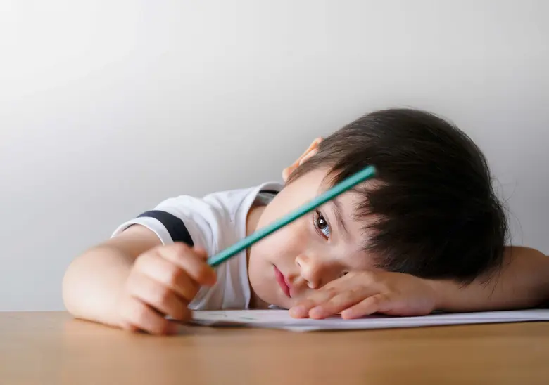 ปัญหาเรื่องการเรียนของลูกดูเหมือนจะเป็นปั...