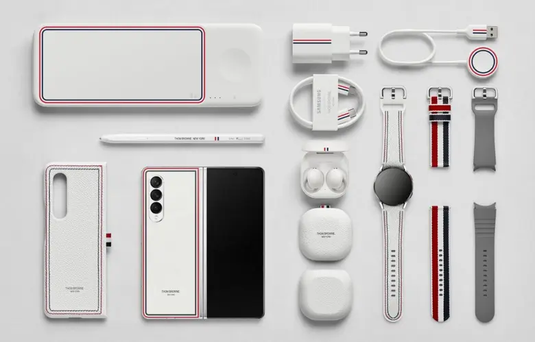 Sold Out! ที่สุดแห่งการคอลลาบอเรชัน Samsung Galaxy Z Fold3 | Flip3 Thom Browne Edition Sold Out! ในเวลาเพียง 2 ชั่วโมง