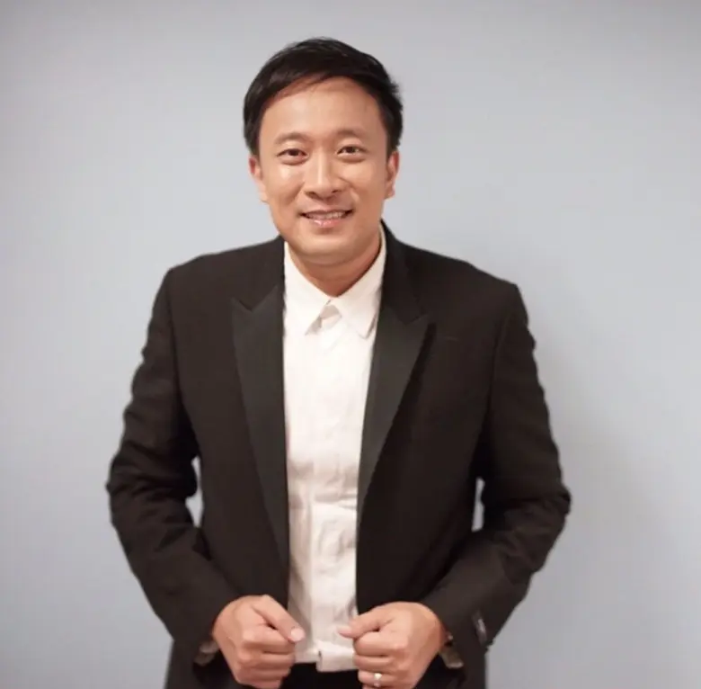 ขอขอบคุณ! ดร.วรพจน์ กันตพิพัฒน์ มอบอาหารกลางวันสนับสนุน ศูนย์ฉีดวัคซีนมหาวิทยาลัยศรีปทุม