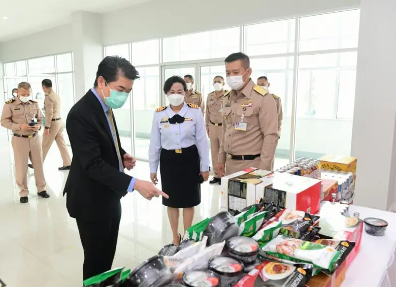 "กองทัพเรือ รวมพลัง ซีพีเอฟ" ส่งอาหารจากใจ ช่วยหมอ-ชาวฝั่งธนบุรี