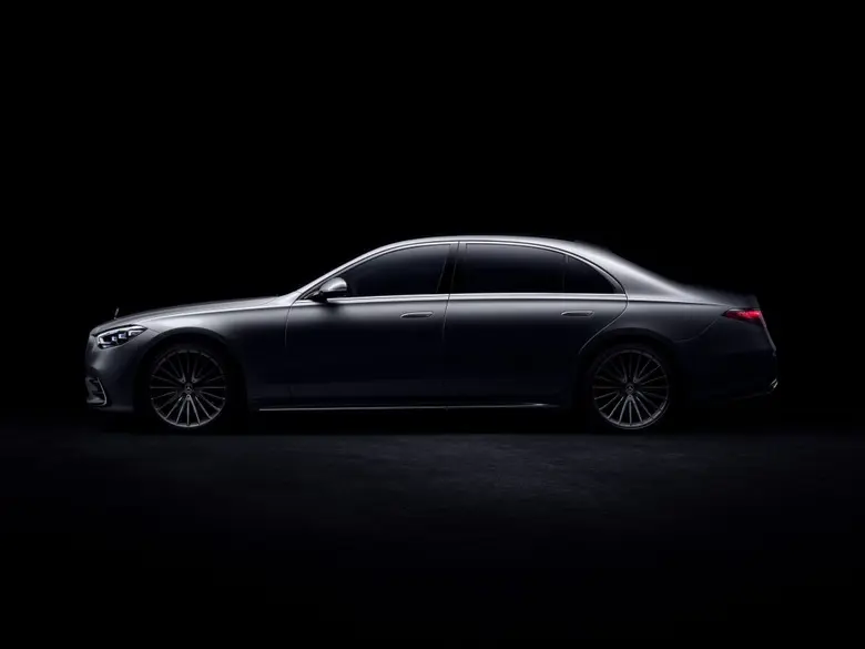 เมอร์เซเดส-เบนซ์ ย้ำความพร้อมในการเป็นผู้...