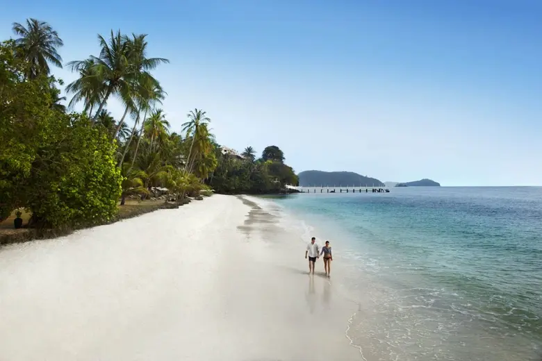 เคป แอนด์ แคนทารี โฮเทลส์ ขอเชิญชวนนักท่อ...