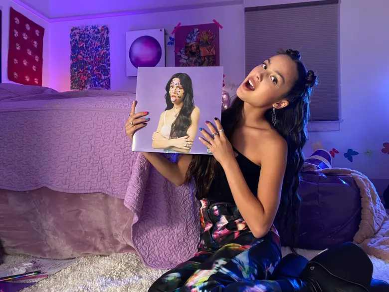 "Olivia Rodrigo" ซูเปอร์สตาร์ระดับโลก วัย...