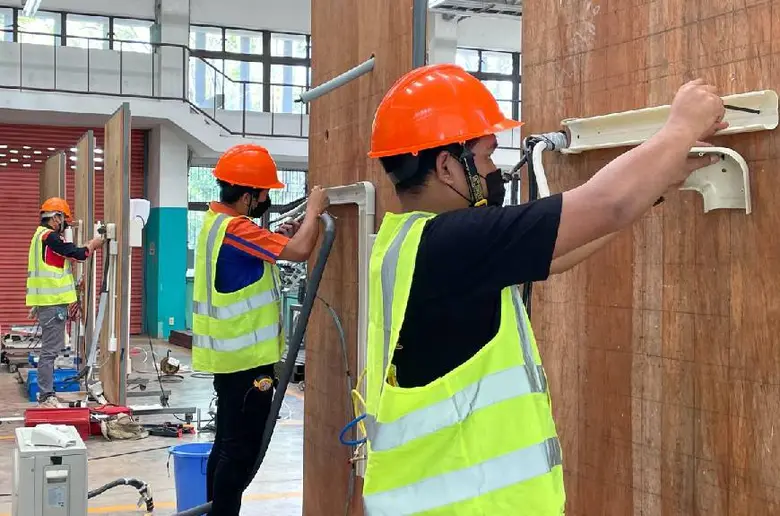 สพร.7 อุบล ทดสอบช่างแอร์ให้ผู้ได้รับผลกระทบจากโควิด-19