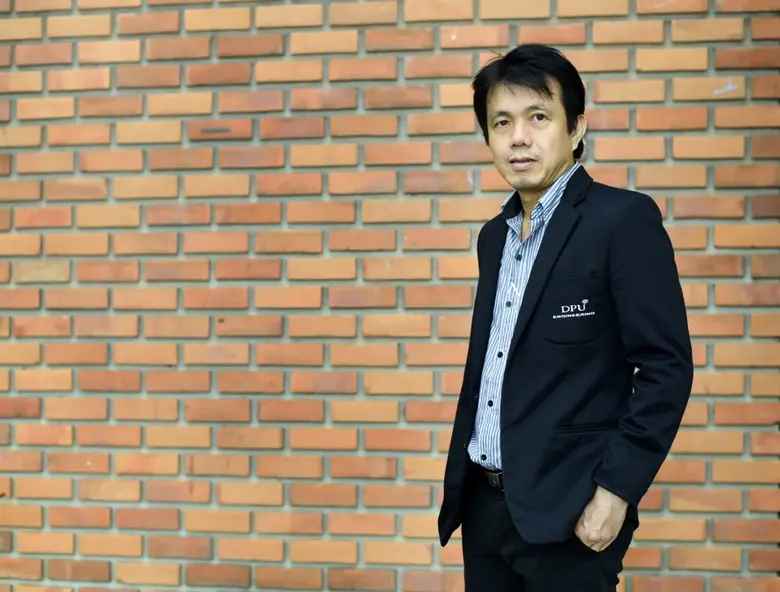 ดร.ชัยพร เขมะภาตะพันธ์ คณบดีวิทยาลัยนวัตก...