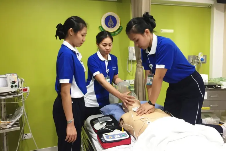 "มูลนิธิหนึ่งคนให้ หลายคนรับ" เชิญร่วมบริจาคทุนการศึกษา หลักสูตรผู้ช่วยพยาบาล คณะแพทยศาสตร์ศิริราชพยาบาล