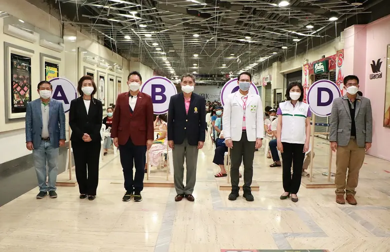 ธุรกิจในเครือเอ็ม บี เค เดินหน้าช่วยเหลือ...