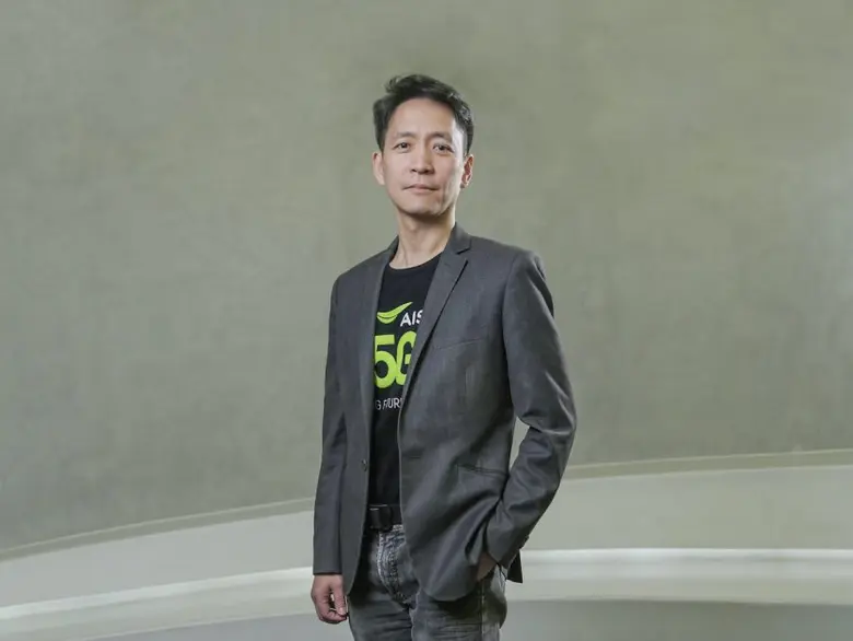 นายปรัธนา ลีลพนัง หัวหน้าคณะผู้บริหาร กลุ...