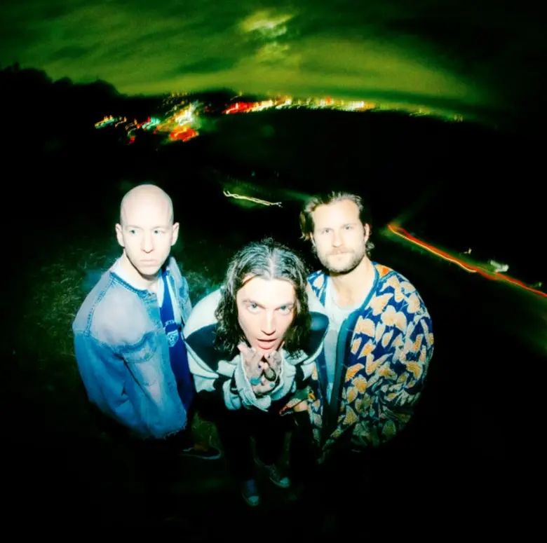 หลังจากวงอินดี้ป็อปขวัญใจแฟนเพลงชาวไทยแห่...