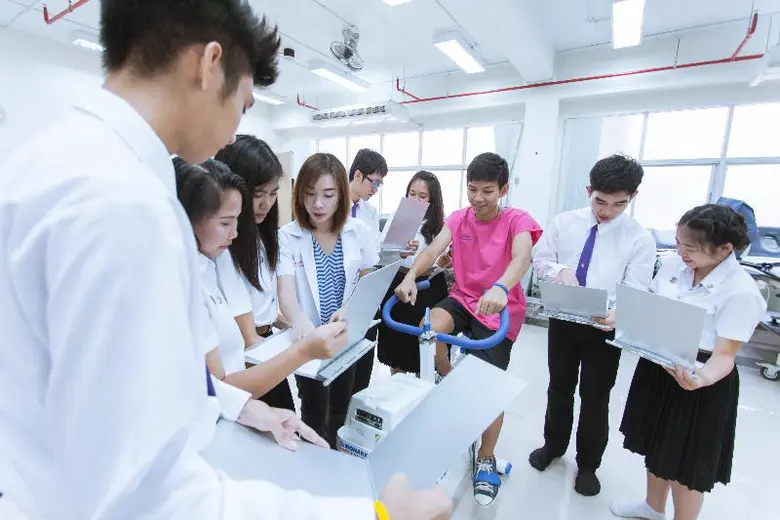 คณะสหเวชศาสตร์ ม.พะเยา นำเสนอแนวทางพัฒนาบริการวิชาการและนวัตกรรม ประจำปีงบประมาณ ๒๕๖๕