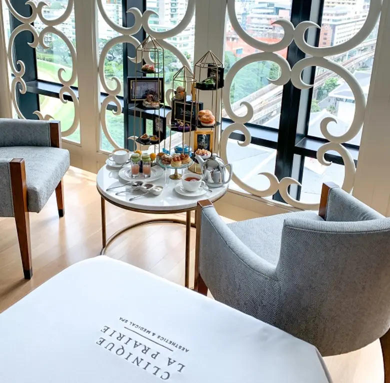 แพ็กเกจนวดเท้าเพื่อสุขภาพ พร้อมชุดน้ำชายามบ่ายจาก Clinique La Prairie และ โรงแรม เดอะ เซนต์ รีจิส กรุงเทพฯ