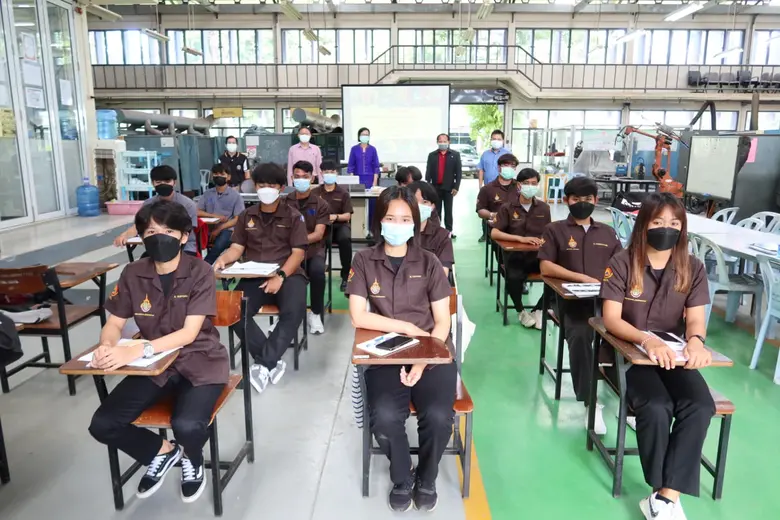 สพร.9 พิษณุโลก ยกระดับฝีมือให้กับนักศึกษาก่อนเข้าสู่ตลาดแรงงาน ฝึกอบรมหลักสูตรเทคโนโลยีการเชื่อมด้วยหุ่นยนต์