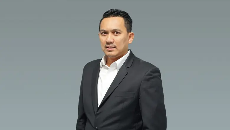 นายณัฎฐา คหาปนะ รองกรรมการผู้จัดการและหัว...