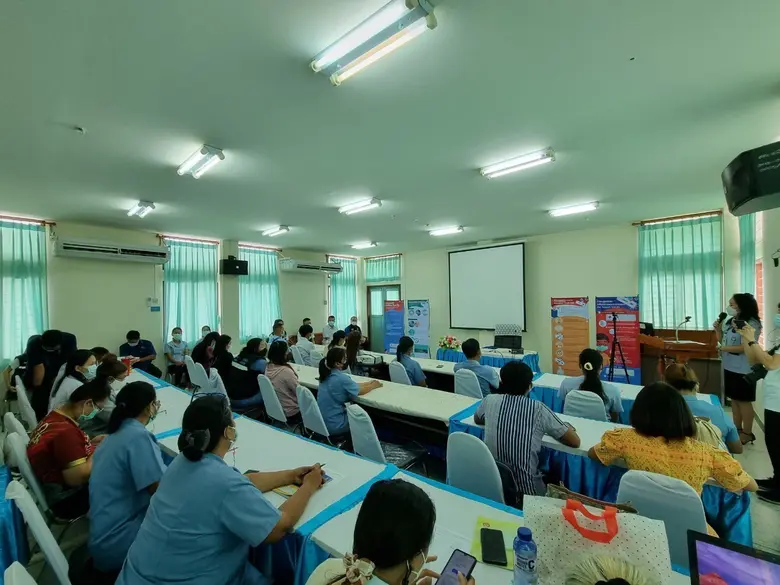 กรมวิทย์ฯ อบรมการใช้ชุดตรวจ ATK แบบตรวจด้วยตนเอง (Home Use) แก่เภสัชกรประจำร้านขายยาในเขตสุขภาพที่ 9