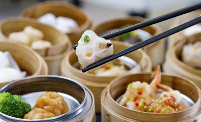 ติ่มซำเลิศรสและอาหารจีนสูตรเด็ดพร้อมเสิร์ฟ ส่งตรงถึงบ้าน ณ ห้องอาหารแทพเพสทรี โรงแรมคลาสสิค คามิโอ อยุธยา