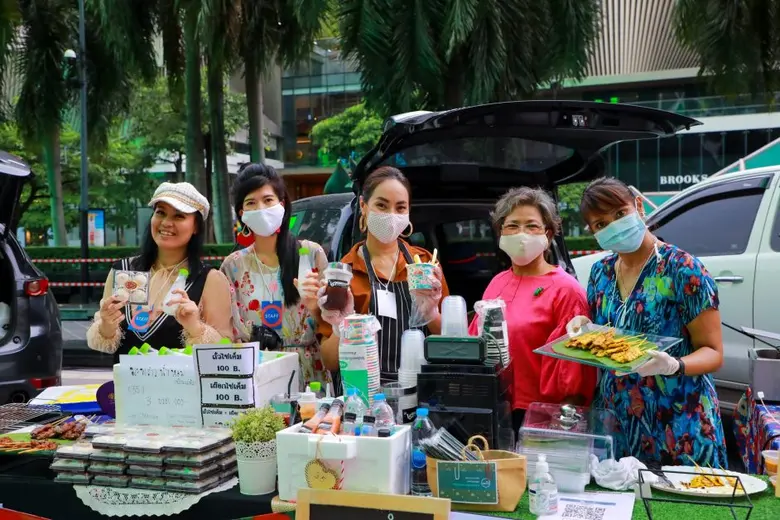 กลับมาอีกครั้ง เซ็นทรัลพัฒนา จัดงาน 'Revival Market' ปีที่ 2 คาราวานเปิดท้ายขายของ มอบพื้นที่ฟรี ช่วยเหลือกลุ่มอาชีพที่ได้รับผลกระทบจาก COVID-19