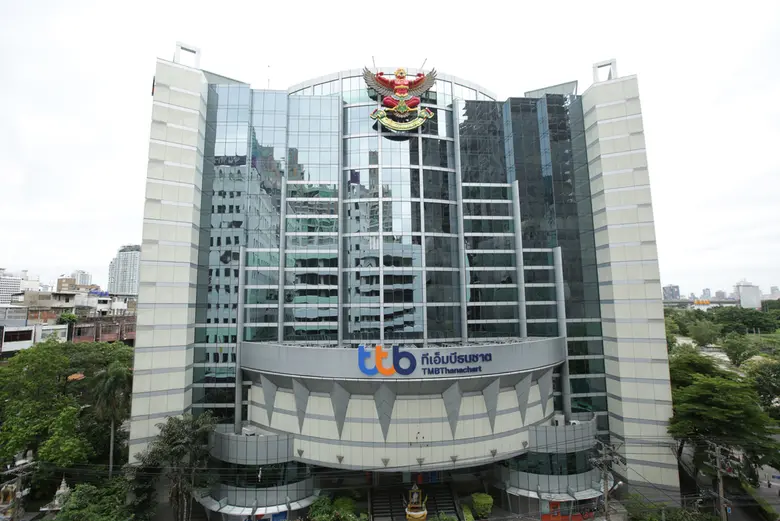 ทีเอ็มบีธนชาต จัดพิธีบวงสรวงและอัญเชิญองค์ครุฑขึ้นประดิษฐาน ณ สำนักงานเพชรบุรี