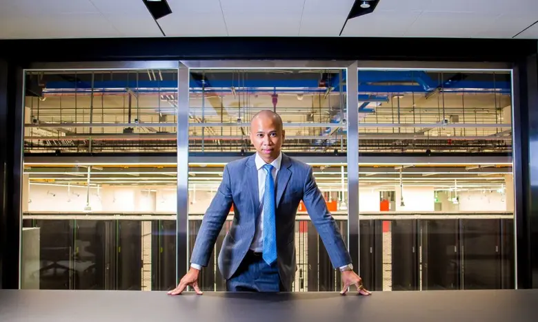 เอสที เทเลมีเดีย โกลบอล ดาต้าเซ็นเตอร์ (ป...